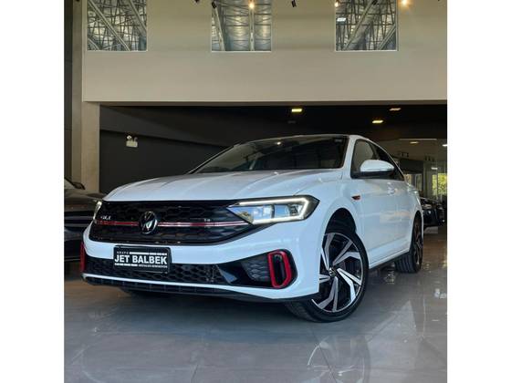 VOLKSWAGEN JETTA 2.0 350 TSI GASOLINA GLI DSG